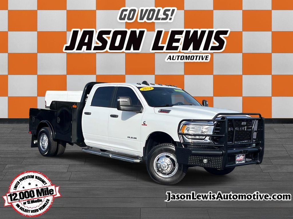 2024 RAM 3500 Big Horn in Bright White Clearcoat — front three-quarter view