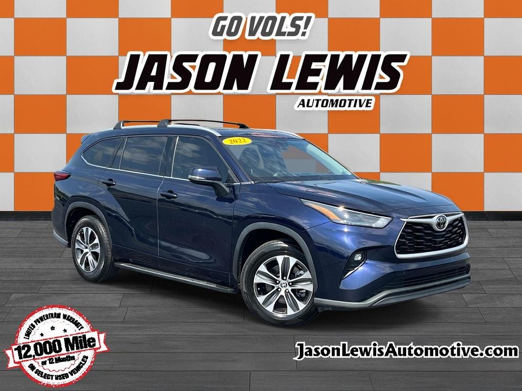 2022 Toyota Highlander XLE in Blueprint — front three-quarter view